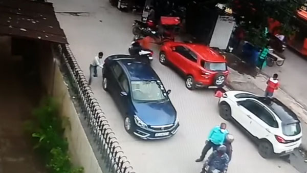 மங்காத்தா படத்தை விஞ்சிய ஸ்கெட்ச்... காரியத்தை கச்சிதமாக முடித்த ஜகஜால கில்லாடிகளின் வீடியோ வைரல்...