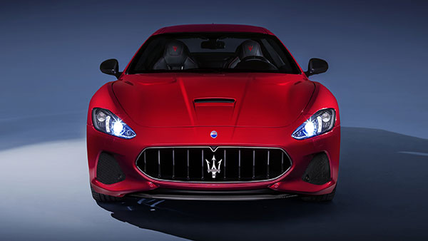 அதிசக்திவாய்ந்த 2 எலெக்ட்ரிக் கார்களை களமிறக்குகிறது மஸேரட்டி!