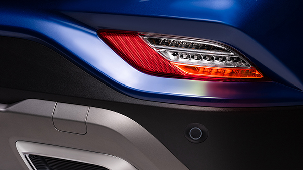 எம்ஜி ஹெக்டர் ப்ளஸ் காரின் வேரியண்ட்டுகள் வாரியாக வசதிகள் விபரம்!