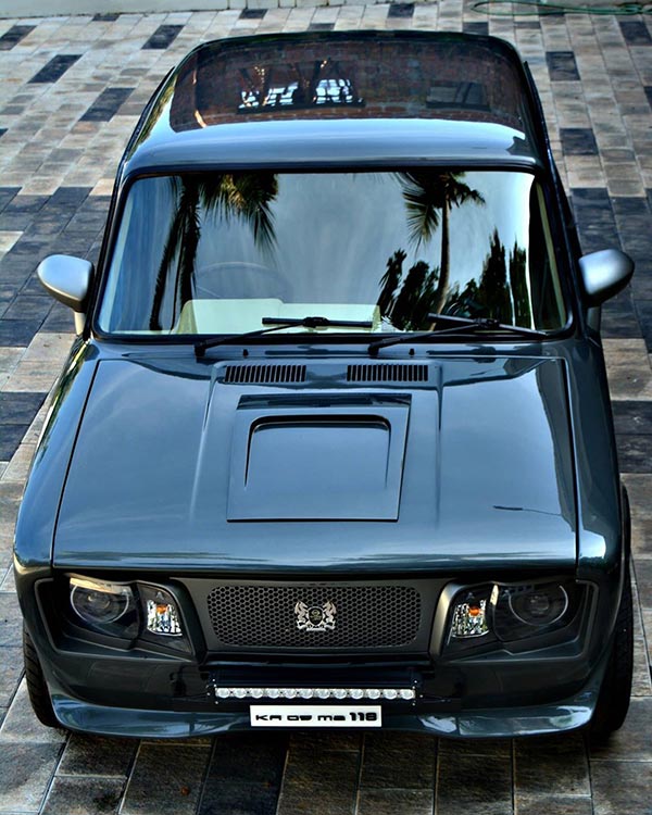 மாடர்ன் கார்களுக்கே சவால்விடும் தோற்றத்தில் மாடிஃபைடு ப்ரீமியர் 118 என்இ செடான் கார்... 