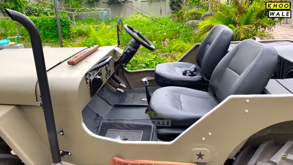 ராட்சத டயர்களுடன் அசுரனாக மாறிய ஜீப்... இதன் அழகில் மதி மயங்காத கார் பிரியர்களே இருக்க முடியாது! அவ்ளோ கவர்ச்சி!