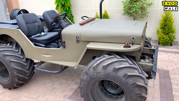 ராட்சத டயர்களுடன் அசுரனாக மாறிய ஜீப்... இதன் அழகில் மதி மயங்காத கார் பிரியர்களே இருக்க முடியாது! அவ்ளோ கவர்ச்சி!