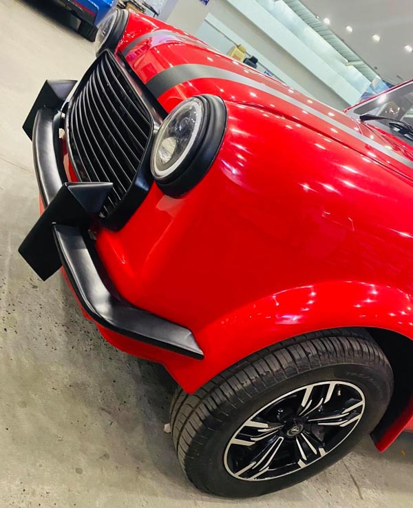 மினி கூப்பருக்கே டஃப் கொடுக்கும் பத்மினி... இதுவரை நாம் கண்டிராத பேரழகில்... வீடியோ!