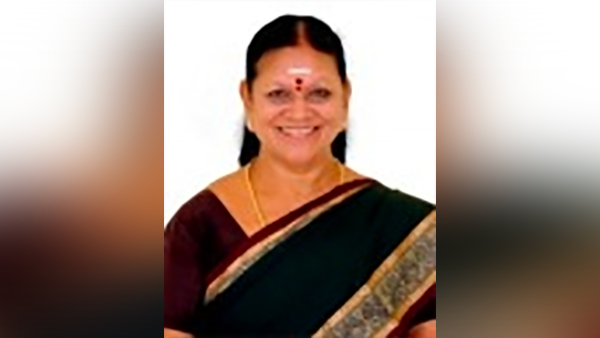 கொரோனா பரவுவதை தடுக்க சூப்பர் ஐடியா... அசத்தலான காரியத்தை செய்த தமிழக அமைச்சர்... என்னனு தெரியுமா?