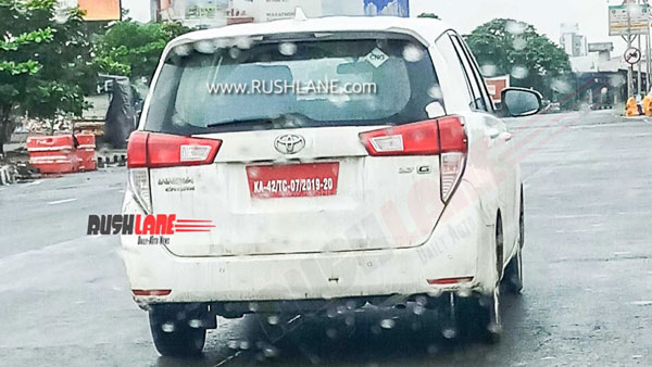 குறையும் இன்னோவா டீசல் கார்களின் விற்பனை... மாற்று வழியை கையில் எடுத்த டொயோட்டா...