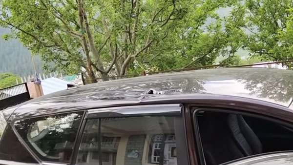 அதிசயம்! இன்னோவா காருக்குள் விழுந்த பாறை! 10 நிமிஷத்துக்கு முன் செஞ்ச காரியத்தால் உயிர் தப்பிய பயணி