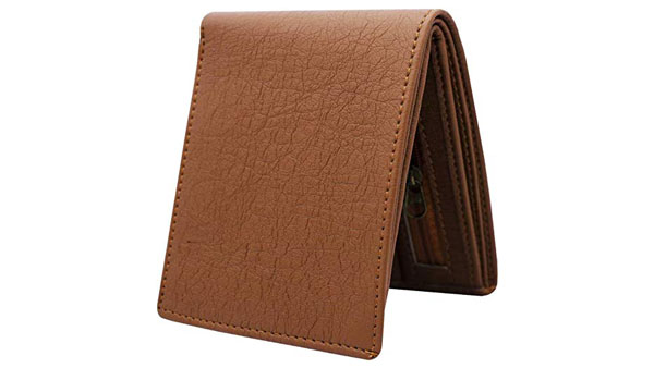 சிரிப்ப அடக்க முடியல... ஏடிஎம் அட்டையை திருடி விட்டு கொள்ளையர்கள் செய்த காரியம்... என்னனு தெரியுமா?