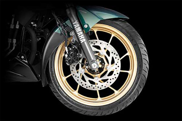 யமஹா எஃப்இசட்25 பிஎஸ்-6 மாடல்கள் விற்பனைக்கு அறிமுகம்: முழு விபரம்!