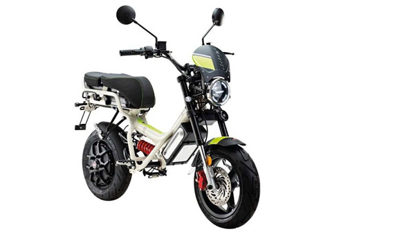 டிவிஎஸ் எக்ஸ்எல்-ஐ தோற்கடிக்கும் சிக்லோன் இ4 மின்சார மொபட்... பார்த்து முடித்த பின்பும் கண்களிலேயே நிற்கும் தோற்றம்!