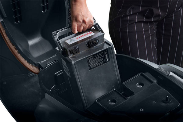 பேட்டரி சந்தா திட்டத்தை அறிமுகம் செய்த ஆம்பியர்... இதோட ஸ்பெஷல் தெரிஞ்சா புது ஸ்கூட்டர் வாங்க திட்டம் போடுவீங்க! பேட்டரி சந்தா திட்டத்தை அறிமுகம் செய்த ஆம்பியர்... இதோட ஸ்பெஷல் தெரிஞ்சா புது ஸ்கூட்டர் வாங்க திட்டம் போடுவீங்க!