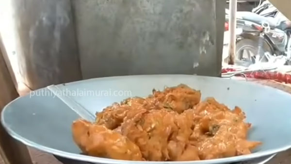 சவாரி இல்ல... ஆட்டோவை வடை கடையாக மாற்றிய மதுரைக்காரர்... தினமும் எவ்வளவு சம்பாதிக்கிறார் தெரியுமா?