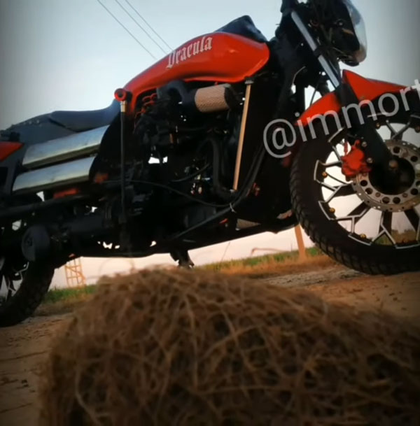 மாருதி 800 எஞ்ஜினில் உருவாகிய சூப்பர் பைக்! செலவு ரொம்ப கம்மி! பி-டெக் மாணவர்களின் பிரம்மிக்க வைக்கும் சாதனை! 