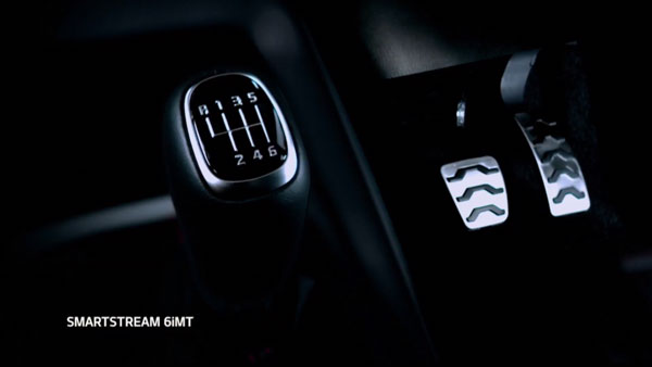 இந்தியாவில் புரட்சியை ஏற்படுத்த போகும் கியா கார்... ஒரே நாளில் இவ்வளவு முன்பதிவுகளா? அடேங்கப்பா...