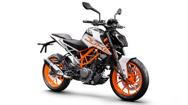 நடு ரோட்டில் காலை வாரிய கேடிஎம் ட்யூக் 390 பைக்... புதுவை இளைஞருக்கு நேர்ந்த சோகம்... வீடியோ!