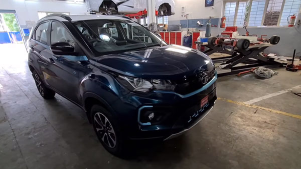 மாடிஃபைடு செய்யப்பட்ட இந்தியாவின் முதல் டாடா நெக்ஸான் இவி கார்... அதுவும் டெலிவிரி செய்யப்பட்ட அன்றே