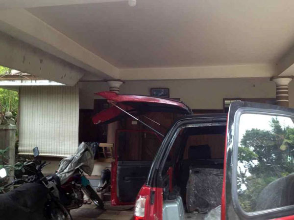 கல்விங் கதவுகளுடன் கெத்து காட்டும் டாடா சியாரா விற்பனைக்கு... யமஹா ஆர்15 பைக்கைவிட குறைந்த விலையில்..!