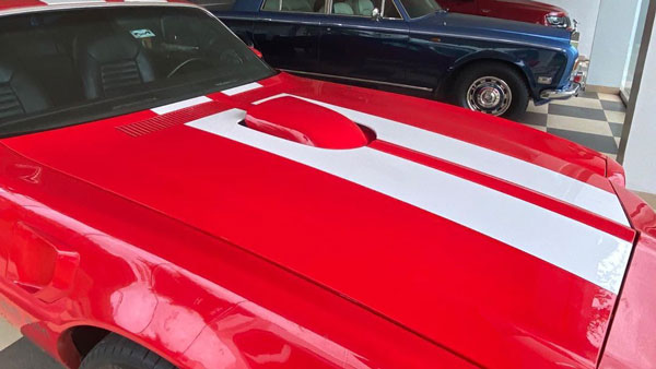 ரொம்ப ரேர்... டோனி சொந்தமாக்கிய அபூர்வமான காரின் மர்மம்... பிரம்மிப்பில் வாயடைத்து போன ரசிகர்கள்...