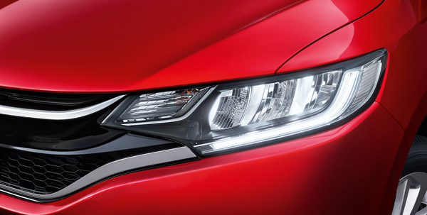 ஆர்ப்பரிக்கும் அம்சங்களுடன் ஹோண்டா ஜாஸ் பிஎஸ்-6 மாடல் விற்பனைக்கு அறிமுகம்!