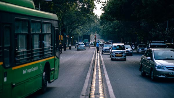 பழைய வாகனங்களுக்கு ஸ்கெட்ச்... ஆர்டிஓ அலுவலக அதிகாரிகள் அதிரடி... ஆடிப்போன உரிமையாளர்கள்...