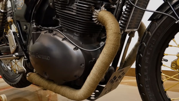 பைக்கை அலங்காரம் செய்து அழகு பார்த்த இளைஞர்... இதுக்காக இத்தனை லட்சங்களையா வாரி இறைக்குறது?