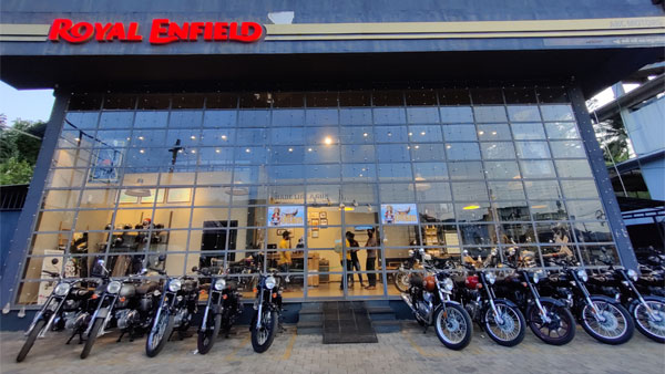 ராயல் என்பீல்டு பைக்குகளை வாங்கி குவிக்கும் மலையாளிகள்... ஓ இதுதான் காரணமா..!