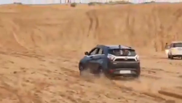 20அடி உயர மணல் மலையை அசால்டாக கடந்த டாடா நெக்ஸான்! கடவுள் மட்டுமில்லைங்க அதீத திறனுடைய காரும்கூட...