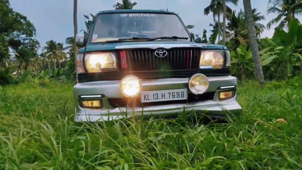 அதே தோற்றத்தில் தற்போதும் பயன்பாட்டில் இருக்கும் டொயோட்டா குவாலிஸ்... 