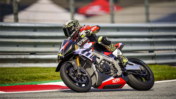 வெறும் 166 கிலோ எடையுடன் புதிய அப்ரில்லா லிமிடேட் எடிசன் பைக்... என்ன விலை தான் மயக்கம்வர வைக்கிறது