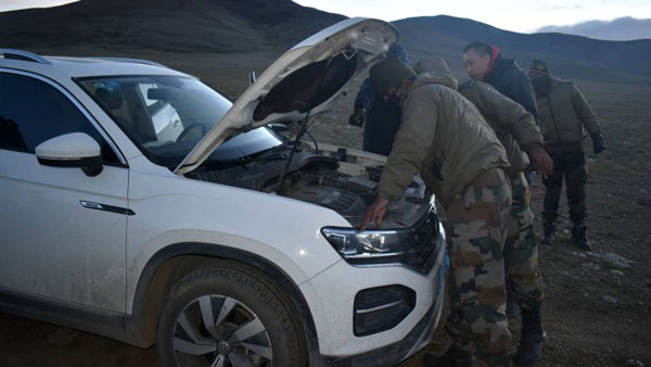 வழி தவறி வந்து சிக்கி கொண்ட சீனர்கள்... இந்திய ராணுவம் செஞ்ச காரியம் வேற லெவல்... என்னனு தெரியுமா?