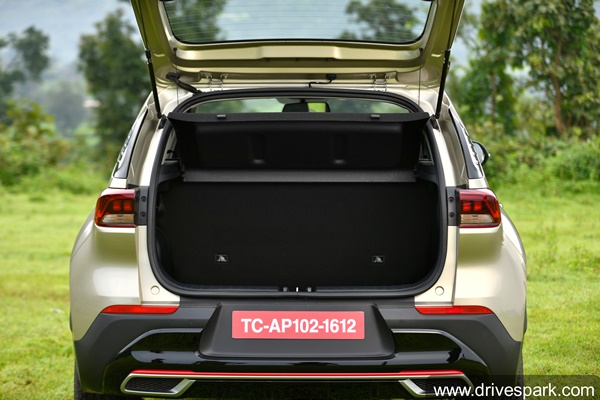 டாடா நெக்ஸானை கதற விட தயாராகும் கியா சொனெட்... ஃபர்ஸ்ட் டிரைவ் விமர்சனம்...