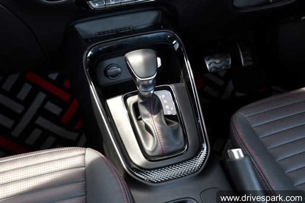 டாடா நெக்ஸானை கதற விட தயாராகும் கியா சொனெட்... ஃபர்ஸ்ட் டிரைவ் விமர்சனம்...