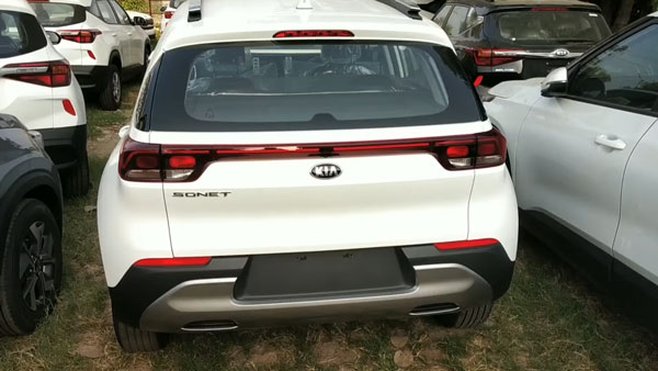 ஷோரூம்களுக்கு வந்தது கியா சொனெட்டின் டாப் எச்டிகே+ வேரியண்ட்... இந்த வார இறுதியில் டெலிவிரி ஆரம்பம்