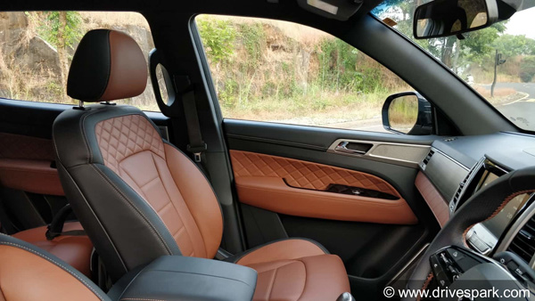 நம்ம மஹிந்திராவின் தயாரிப்பு... ஜனாதிபதி மாளிகைக்கு வந்த புதிய கார்... வெளிநாட்டு பென்ஸ்க்கு குட்பை?