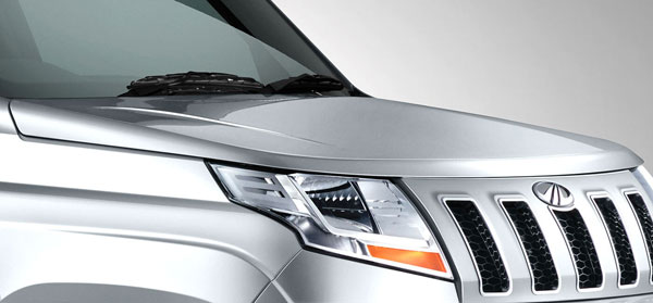 முற்றிலும் மாறுப்பட்ட முன்பக்கத்துடன் வருகிறது புதிய மஹிந்திரா டியூவி300 ப்ளஸ்...