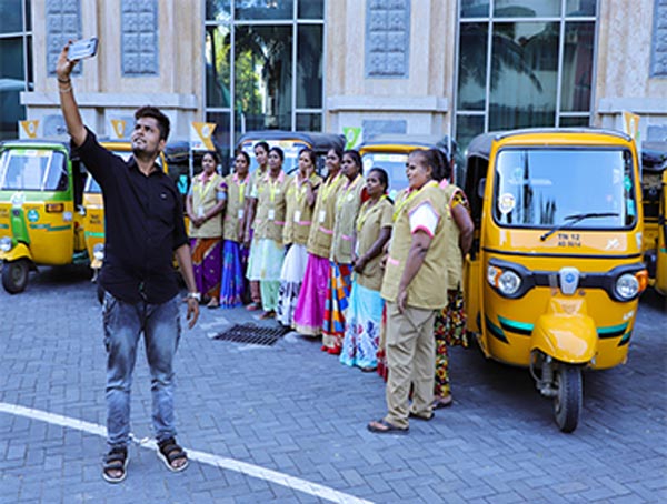 இந்தியாவின் முதல் சூரிய-சக்தி ஆட்டோ... தமிழகத்தில் பயன்பாட்டிற்கு கொண்டுவந்து மாஸ் காட்டிய முதல்வர்!