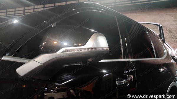 பவர்ஃபுல் எஞ்சினுடன் போட்டியாளர்களை ஒரு கை பார்க்க வரும் எம்ஜி க்ளோஸ்ட்டர்!