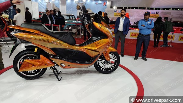 கொஞ்சம் வெயிட் பண்ணுங்க... புதிய எலெக்ட்ரிக் பைக்கை அறிமுகம் செய்கிறது ஒகினவா... எப்போது தெரியுமா? கொஞ்சம் வெயிட் பண்ணுங்க... புதிய எலெக்ட்ரிக் பைக்கை அறிமுகம் செய்கிறது ஒகினவா... எப்போது தெரியுமா?