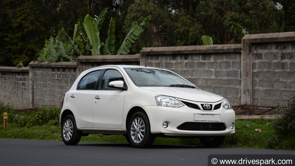 இதில்கூட டிப்பி காப்பியா... இருந்தும் மிகப்பெரிய தோல்வியை சந்தித்த கார் உரிமையாளர்... வீடியோவ பாருங்க..!