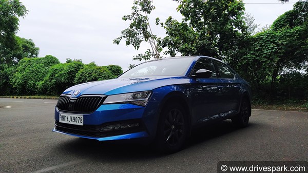 19 ஆண்டுகள் கழித்து இந்தியா வந்த ஸ்கோடா சூப்பர்ப்... இப்போ இந்த கார் எப்படி இருக்கு... சோதனை விமர்சனம்... 