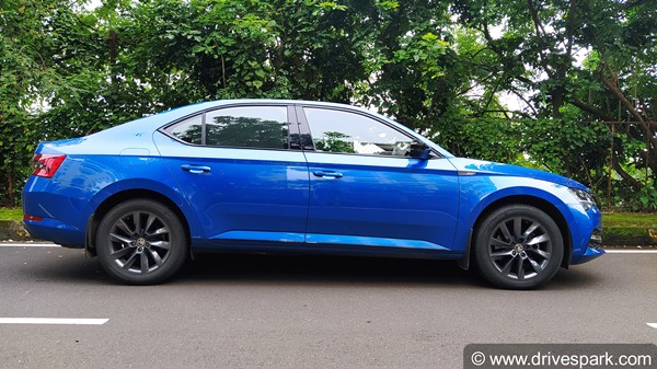 19 ஆண்டுகள் கழித்து இந்தியா வந்த ஸ்கோடா சூப்பர்ப்... இப்போ இந்த கார் எப்படி இருக்கு... சோதனை விமர்சனம்... 