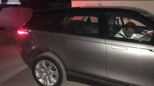 ஜிம் பயிற்சியாளருக்கு சொகுசு காரை வழங்கிய பாகுபலி பிரபாஸ்... இதுவரை எந்த நடிகரும் கொடுக்காத விலை...