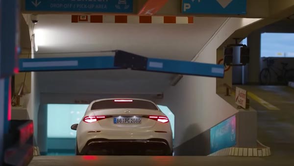 வாகன உலகின் அடுத்த புரட்சி... விரைவில் பயன்பாட்டிற்கு வருகிறது தானியங்கி வாலட் பார்க்கிங்... எங்கு தெரியுமா? 