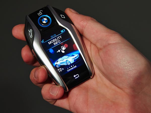 இந்த காரணத்திற்காக கூட வாகனங்களை திருடுகிறார்களாம்... போலீஸ் அதிகாரிகள் சொன்ன பரபரப்பு தகவல்...