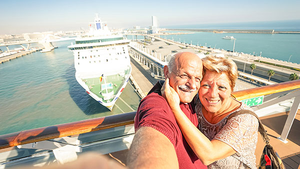 உல்லாச கப்பலில் தப்பி தவறி கூட செய்ய கூடாத சமாச்சாரங்கள்... இதை உங்ககிட்ட யாரும் சொல்ல மாட்டாங்க...