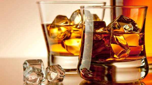 கார் ஏசியால் இப்படியும் நடக்குமா?.. கலங்க வைக்கும் நொய்டா சம்பவம்... யாருக்குமே இப்படி நடக்க கூடாது!