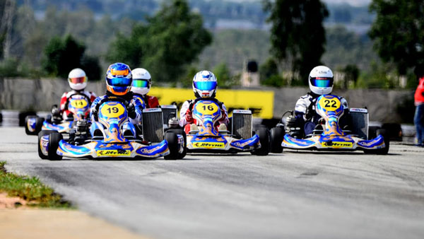 சக்கரத்தில் சிக்கிய முடி... கோ-கார்டிங் விளையாட்டில் உயிரிழந்த 21 வயது ஹைதராபாத் பெண்...