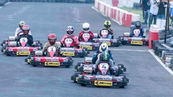 சக்கரத்தில் சிக்கிய முடி... கோ-கார்டிங் விளையாட்டில் உயிரிழந்த 21 வயது ஹைதராபாத் பெண்...