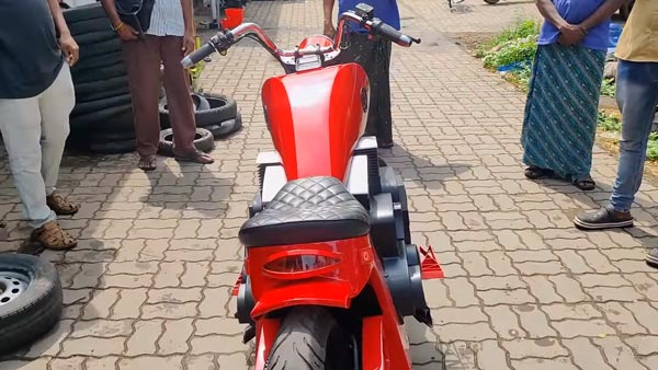 எலெக்ட்ரிக் பைக்கை உருவாக்கிய சைக்கிள் கடை உரிமையாளர்... எப்படினு தெரிஞ்சா அசந்து போயிருவீங்க...