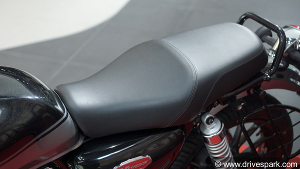 பழமையும், புதுமையும் கலந்த கலவை... ராயல் என்பீல்டுக்கு டஃப் கொடுக்க வந்த ஹோண்டா ஹைனெஸ் சிபி350...