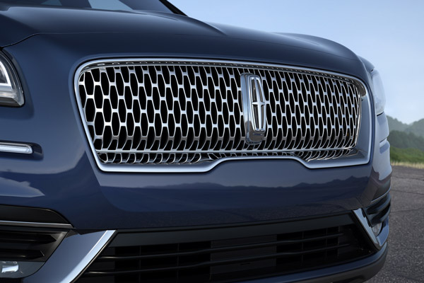 ஃபோர்டு நிறுவனத்தின் லிங்கன் சொகுசு கார்கள் இந்தியா வருகின்றன?